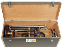 Transportkasten aus Holz für für Anbohrständer, Fräser, Bohrstange und Knarre 
