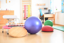 Behandlungsmethoden; Therapiegeräte; Trainingsgeräte
