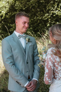 First Look Bräutigam Tränen Emotion Hochzeit Germersheim Südpfalz