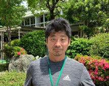 讃井コーチ