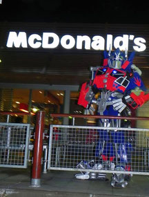 mc donald's transformers ,  transformers robots in disguise , animation transformers , mascotte transformers , kids