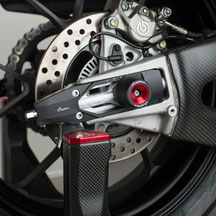 Zubehör für Aprilia Motorradmodell - Ansicht rechts montiert - Bild vergrößerba