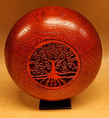 #urn #urnen #houten urn #design urn #Pinkpop  #kunst urn   #tree  of life  #hondenurn  #kattenurn  #babyurn
