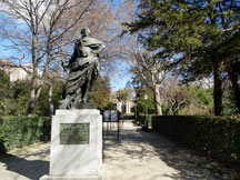 Estatua de Carlos III. Real Jardín Botánico. Madrid.