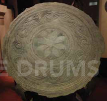 Fig. 14. SACM Lumagiang Pejeng tympanum (D81 cm) with central flower