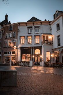 €69,-Printed on canvas, aluminum, forex, without watermarks. Hanging Kit included.