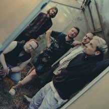 Dein Ernst | Bandfoto quadr. 1