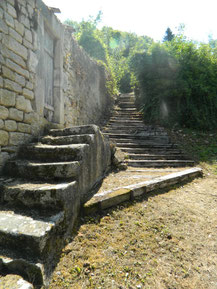 Vestiges des escaliers du château castral de Saint-Mihiel