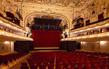 Zuschauerbereich im Theater, Kino oder Konzerthaus