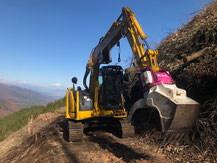 所有重機の紹介 - 山仕事創造舎 山のお手入れ|間伐|植林|薪の販売 所有重機の紹介 - 山仕事創造舎 山のお手入れ|間伐|植林|薪の販売
