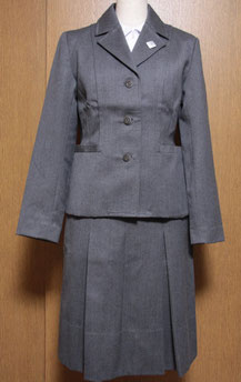 後輩に着てもらえなかった制服