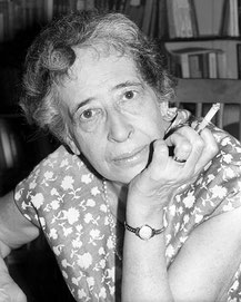 Hannah Arendt, 1966 - Foto Levan Ramishvili https://www.flickr.com/photos/levanrami/