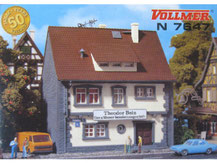 Wohnhaus mit Installationsgeschäft als Modell für die Spur N von Vollmer , 7647