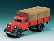 72486, Opel Blitz rot ,  Schreiber-Bogen Kartonmodell im Maßstab 1:24