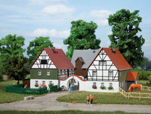 Bauernhof, Modellbausatz der Firma Auhagen, 12257