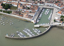 ile de ré la rochelle niort location sport nautique bouée tractée wake ski nautique semi rigide bombard permis bateau bordeaux permis bateau prix permis bateau la rochelle permis bateau royan permis bateau fluvial permis bateau cotier permis hauturier