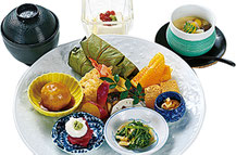 昼食 イメージ