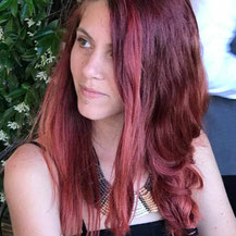 signora che sorride