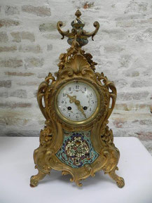 Pendule en cloisonné et bronze doré style Louis XV époque Napoléon III