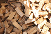 Brennholz, Scheitholz, Buche, fertig zum Verkauf