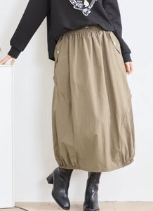 コクーンシルエットスカート  フォーユー価格　2,980円（税込）   