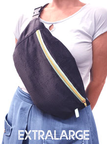 Cross Body Bag XL aus Cord grau