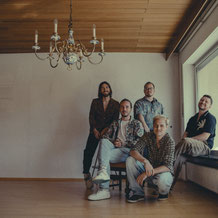 Dein Ernst | Bandfoto quadr. 2