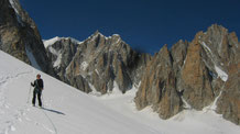 Sous la Tour Ronde, avec le Mt-Maudit
