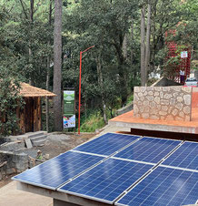 Ecotecnias: paneles solares, poste solar para alumbrado, alumbrado autosustentable, etc.