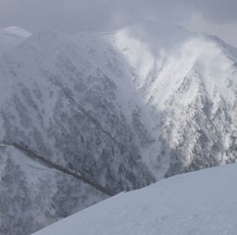 音更山