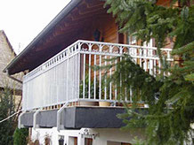 Ideen aus Stahl - Zäune - Tore - Torantriebe - Treppen - Terrassen - Vordächer - Geländer - Carports - Briefkästen - Lampen - Eisenwaren - Kaltgangeinhausung - Kaltgang - Warmgang - Kaltgang Schottung - Kaltgangeinhausungen - Warmgangeinhausungen - Kaltga