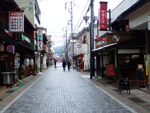 高山駅前の通り
