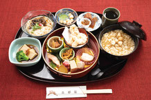 昼食イメージ