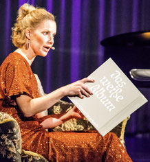 Musikalische Lesung „Das weiße Album - Eine Lovestory zwischen New York und St. Petersburg“ mit Teresa Weißbach, Lora Kostina und Diana Feuerbach © Mirko Flohrer
