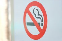 法律で定められた飲食店の喫煙対策、思いきって全面禁煙にする飲食店が得られるメリット