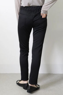 裏シャギーレギンス型パンツ （黒のみ）  2,750円→1,480円(税込)  M・L展開