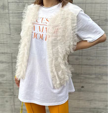 チュールのフリルベスト  フォーユー価格　2,880円(税込)  【WHITE】  背にはフリルが無いので、スッキリ見えます