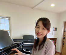 どれみの森ピアノ教室のピアノ講師　石川友美