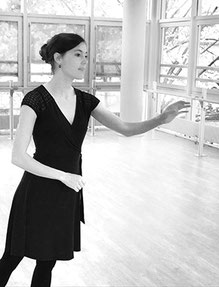 Clémentine Gras, professeur diplomée de danse classique à LCJ Vaucresson, Marnes la Coquette, Garches, La Celle Saint Cloud, Bougival, Le Chesnay, Ville d'Avray