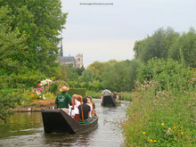 Somme Groupes - Agence de voyages - Réceptif - Somme - Groupes - Amiens - Cathédrame Notre Dame d'Amiens - Chroma - Colorisation de la Cathédrale d'Amiens - Hortillonnages - Visite des Hortillonnages - Jardins flottants - découverte - Somme - Saint Leu