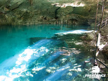 cenote Dos Ojos