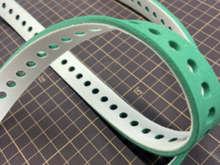 ウレタンスポンジベルト穴あけ加工