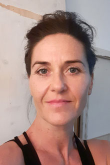 Ortrun Stanzel, Kunst und Coaching, zeitgenössischer Tanz, interdisziplinäre Kunst, Berlin, GEDOK Berlin, Performancekunst, Tanzunterricht