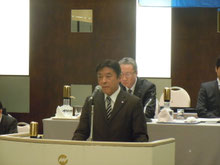 山口委員長