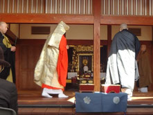 本尊上供、月例供養、幟旗奉納…