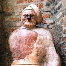 In der Augsburg-Stadtführung rund um Sagen und Legenden hören Sie auch die Legende rund um den steinernen Mann