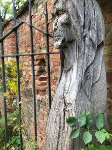 Um Hexen, Geister und Aberglauben geht es bei der Gespenstertour durch Augsburg
