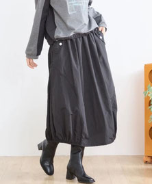 コクーンシルエットスカート  フォーユー価格　2,980円（税込）   