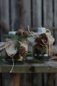 selbstgemachte Tischdeko für Weihnachten