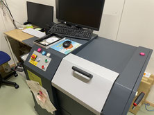 岐阜県関市の印刷会社。シール、ラベル、ステッカーの中濃印刷。短納期、即日、即納を実現。シール、ラベル、ステッカー専門店。 シール、ラベル、ステッカー印刷に特化する印刷所で短納期、即日、即納を実現。小ロットから大ロットまで短納期、即日、即納で可納。サンプルのシール、ラベル、ステッカー作成、無料。販促シール、訂正シール、アテンションシール、ラベル、ステッカーも、短納期で即日、即納し高品質。短納期、即日、即納で格安、激安。リードタイムは即日、即納、短納期が可能。岐阜は日本の中心で全国へ短納期、即納、短納期、即日